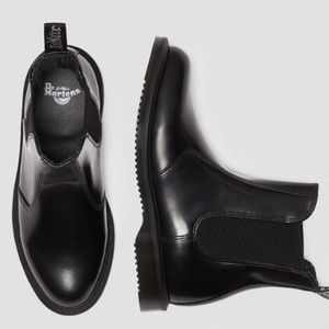 Dr Martens Flora Smooth Boots